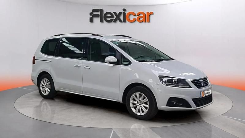 Usado Seat Alhambra Style 150 CV (110 kW) 2022 Gris Monovolumen