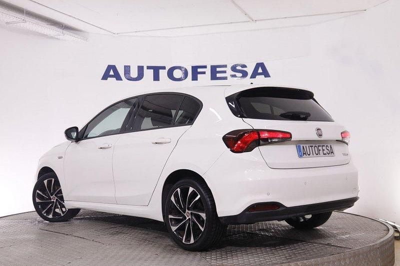 Usado Fiat Tipo Lounge 120 CV (88 kW) 2017 Blanco Utilitario