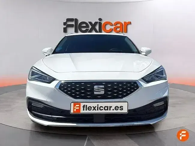Usado Seat Leon XCELLENCE 150 CV (110 kW) 2022 Blanco