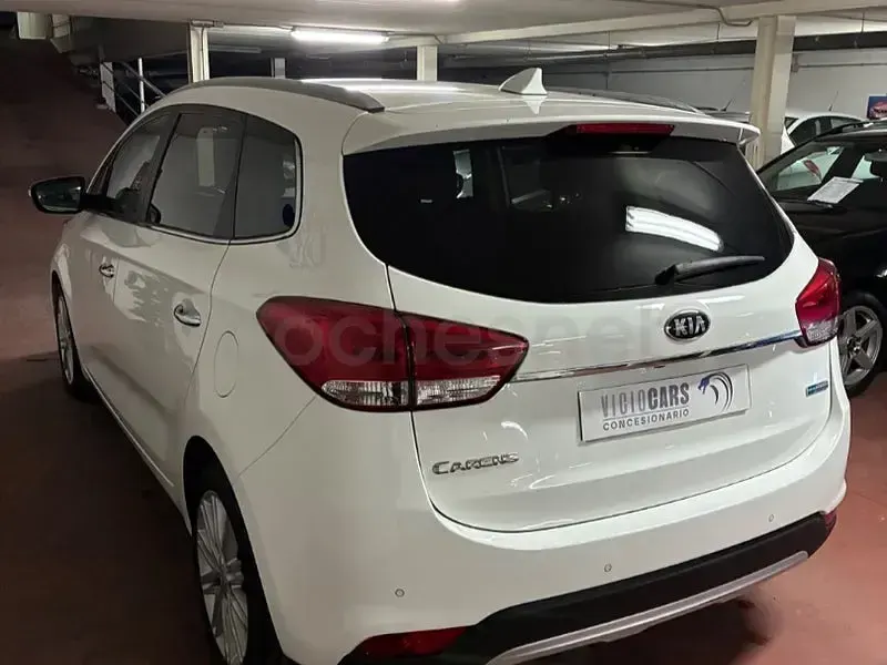 Usado Kia Carens 141 CV (103 kW) 2017 Blanco Monovolumen