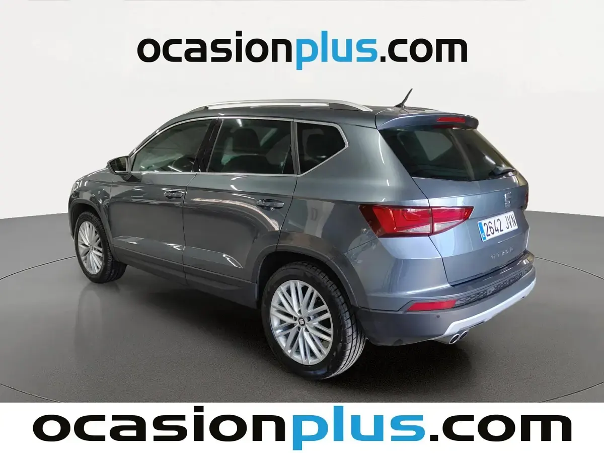 Usado Seat Ateca 4Drive 150 CV (110 kW) 2016 Gris SUV