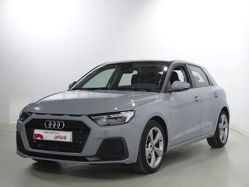 Usado Audi A1 Sportback Advanced Plus 116 CV (85 kW) 2024 Gris / plata Utilitario