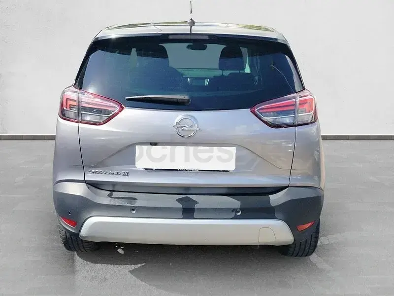 Usado Opel Crossland X 110 CV (80 kW) 2020 Gris / plata SUV