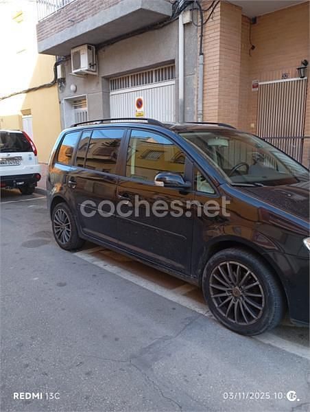 Usado VW Touran Highline 140 CV (102 kW) 2007 Negro Monovolumen