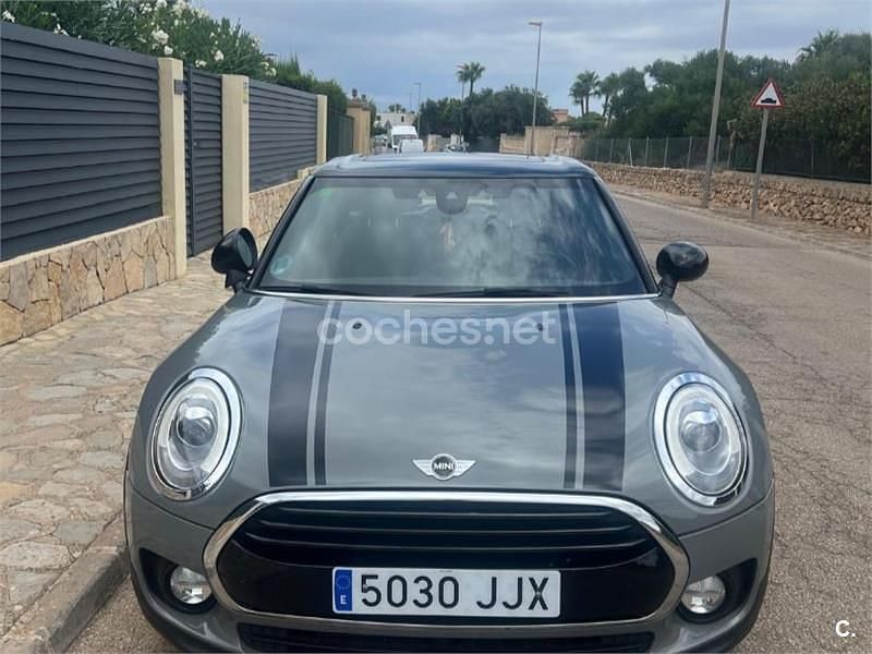 Usado Mini Cooper D Clubman 150 CV (110 kW) 2015 Gris / plata Familiar
