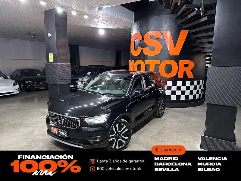 Negro Usado 2021 Volvo XC40 Inscription SUV | 22.850 € (Buen precio) - Imagen 1/4