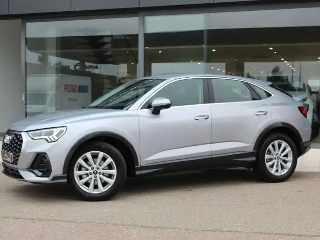 Usado Audi Q3 Advanced Plus 150 CV (110 kW) 2021 Gris SUV