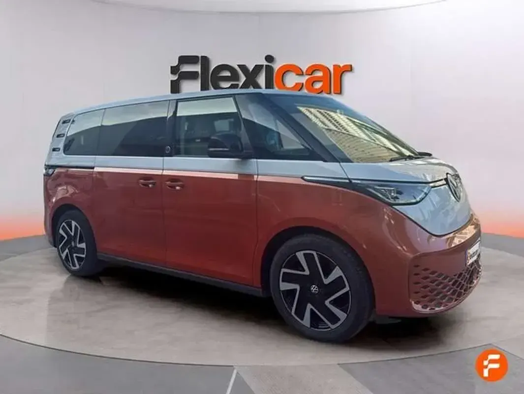 Usado VW ID. Buzz Edition 150 kW (204 CV) 2023 Naranja Monovolumen