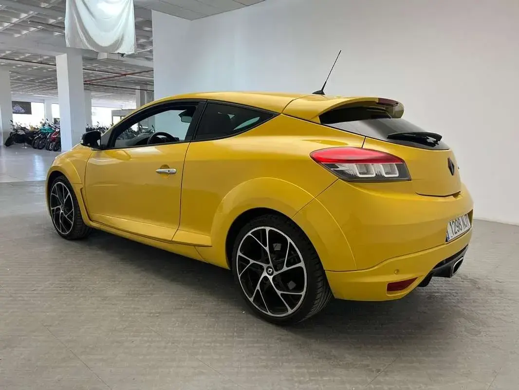 Usado Renault Mégane Coupé 249 CV (183 kW) 2010 Amarillo Coupe