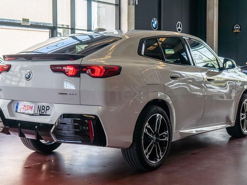 Usado BMW X2 Sport Line 163 CV (119 kW) 2025 Blanco SUV