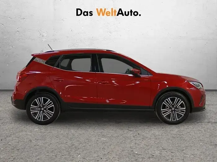 Usado Seat Arona FR 115 CV (84 kW) 2025 Rojo SUV