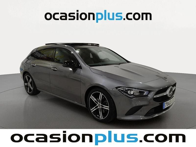 Usado Mercedes CLA200 163 CV (119 kW) 2019 Gris Monovolumen