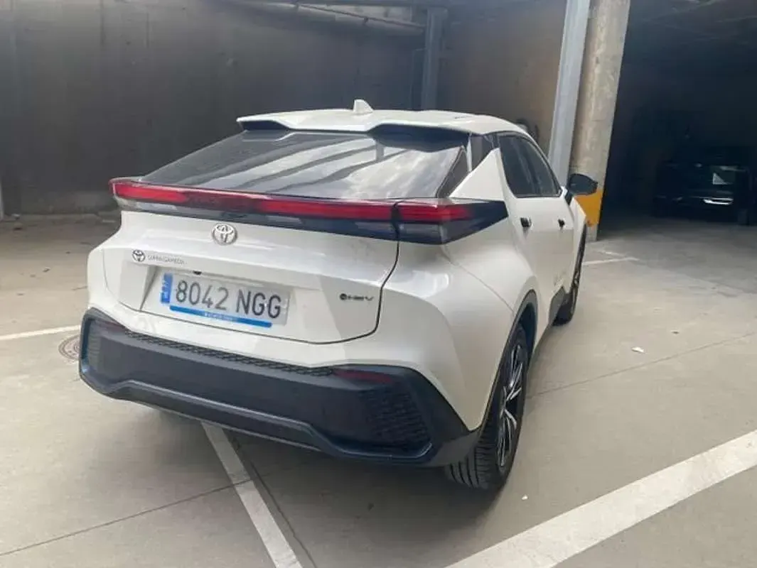 Usado Toyota C-HR Advance 140 CV (102 kW) 2025 Blanco SUV