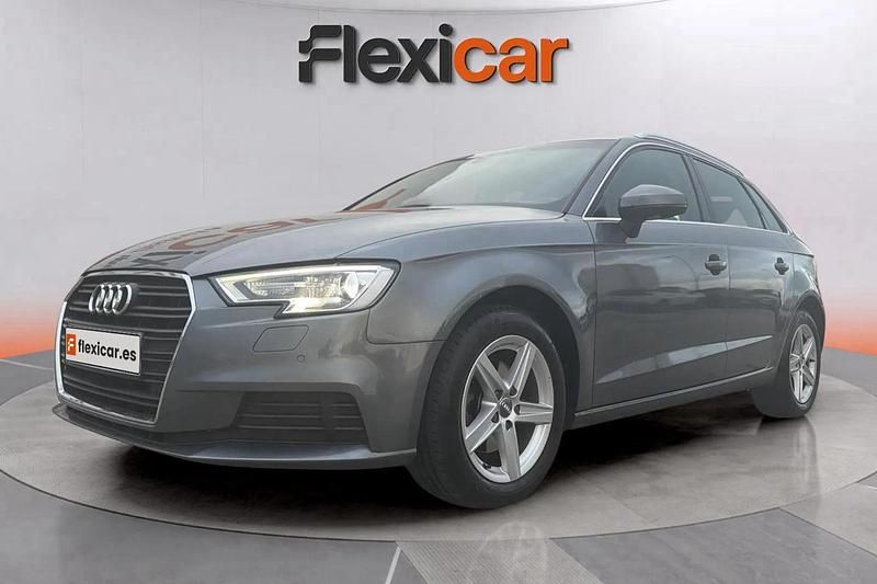 Usado Audi A3 Premium 150 CV (110 kW) 2017 Gris Berlina