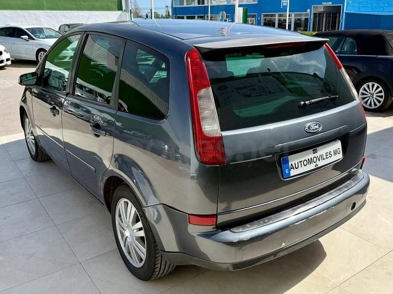 Usado Ford C-MAX Ghia 136 CV (100 kW) 2005 Gris / plata Monovolumen