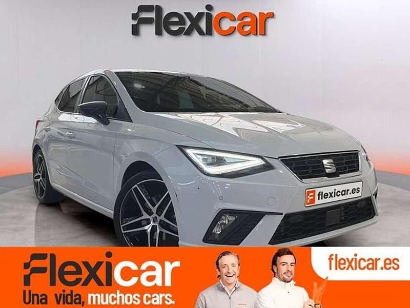 Usado Seat Ibiza FR 150 CV (110 kW) 2022 Blanco Utilitario