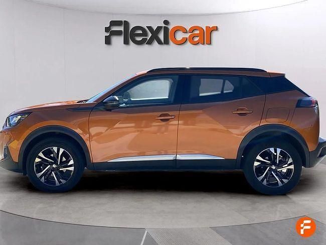 Usado Peugeot 2008 Active 100 CV (73 kW) 2023 Naranja SUV
