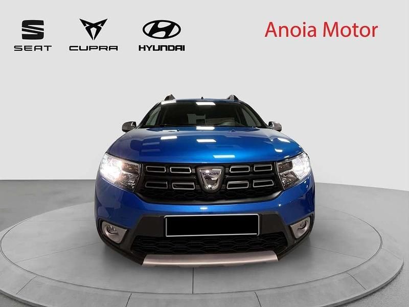 Usado Dacia Sandero Stepway 90 CV (66 kW) 2017 Azul Utilitario
