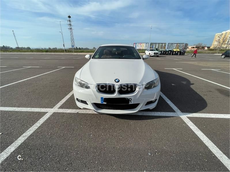 Usado BMW 320 177 CV (130 kW) 2009 Blanco Coupe