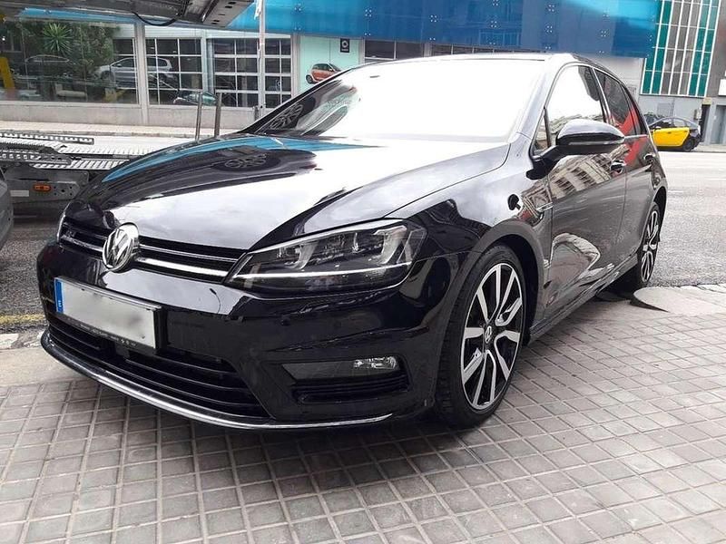 Usado VW Golf VII Sportline 150 CV (110 kW) 2015 Negro Utilitario