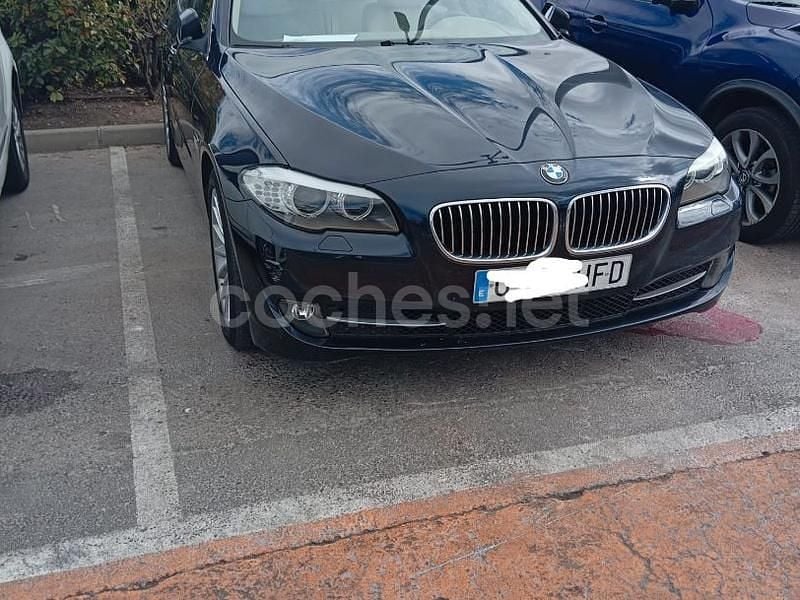 Azul Usado 2011 BMW 530 Gran Turismo Comfort Edition Berlina | 15.700 € (Buen precio) - Imagen 1/4