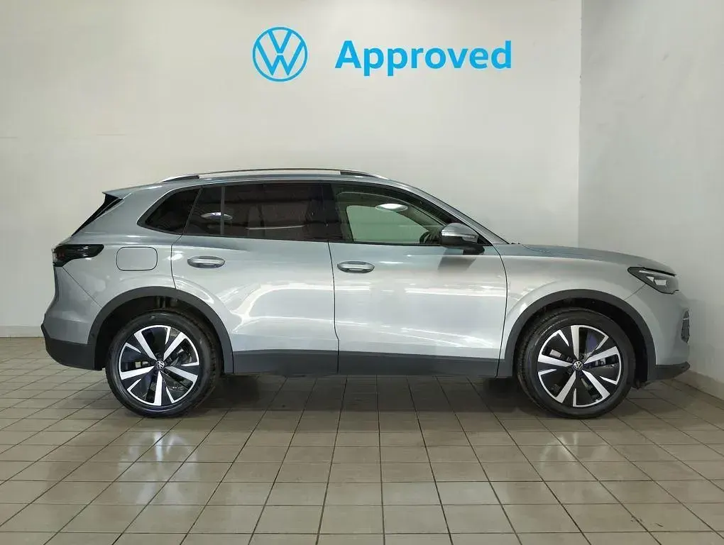 Begagnad VW Tiguan 150 HK (110 kW) 2025 Grå SUV
