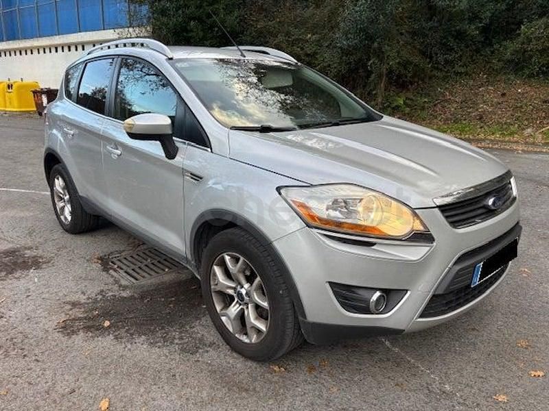 Usado Ford Kuga Titanium 136 CV (100 kW) 2009 Gris / plata SUV