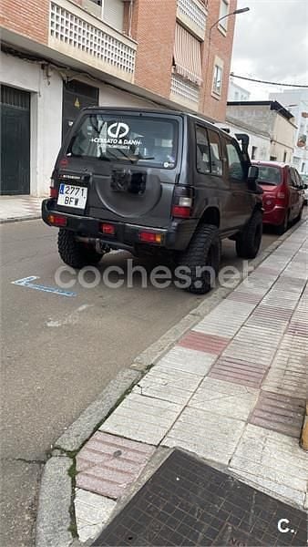 Gris / plata Usado 1997 Mitsubishi Montero SUV | 7500 € (Precio justo) - Imagen 1/3