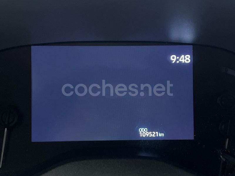 Usado Toyota Yaris Cross Business Edition 116 CV (85 kW) 2021 Gris / plata SUV