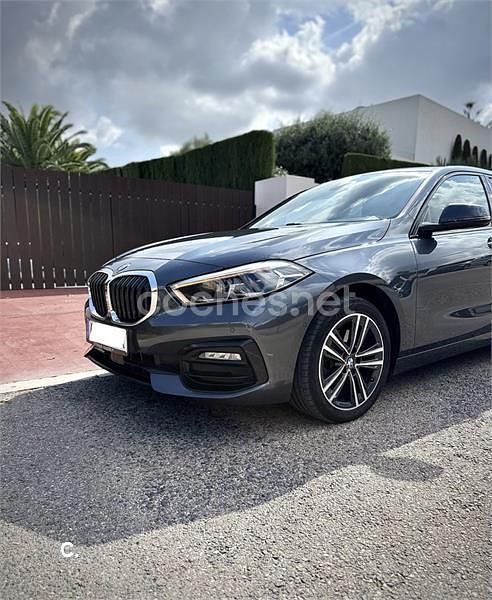 Begagnad BMW 118 Comfort Edition 150 HK (110 kW) 2020 Grå Halvkombi