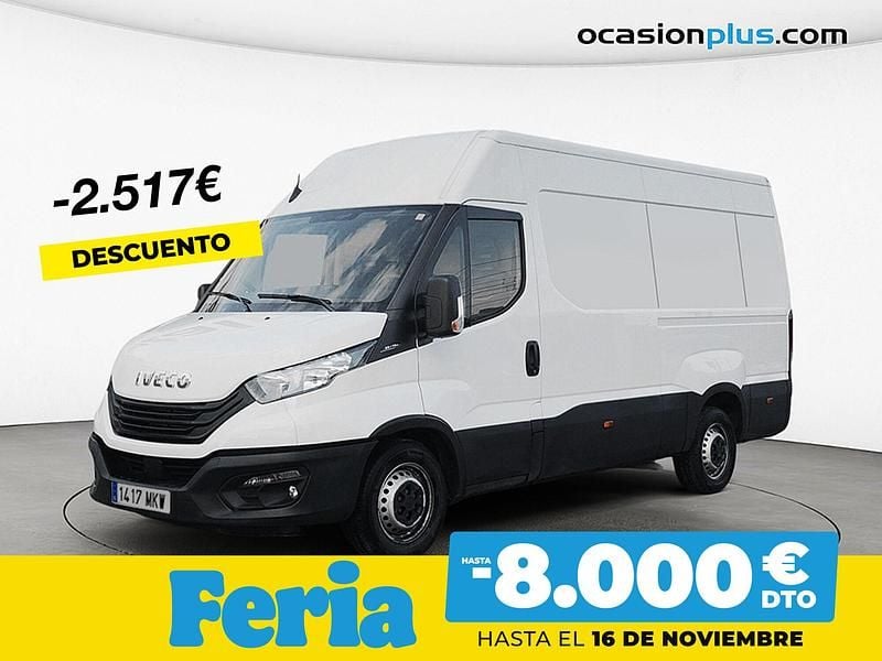 Blanco Usado 2023 Iveco Daily Berlina | 27.690 € (Precio justo) - Imagen 1/4