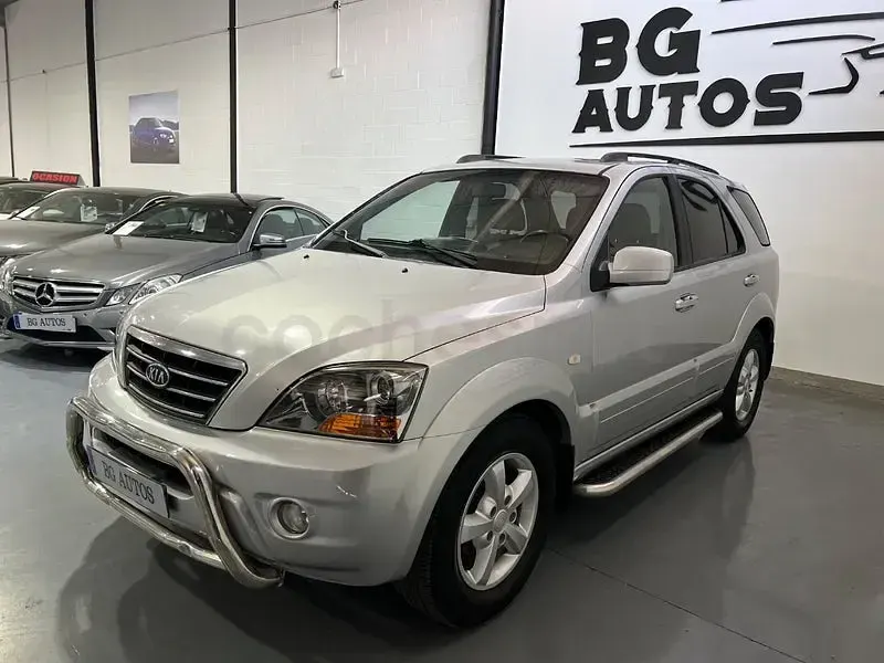 Usado Kia Sorento 170 CV (125 kW) 2007 Gris / plata SUV