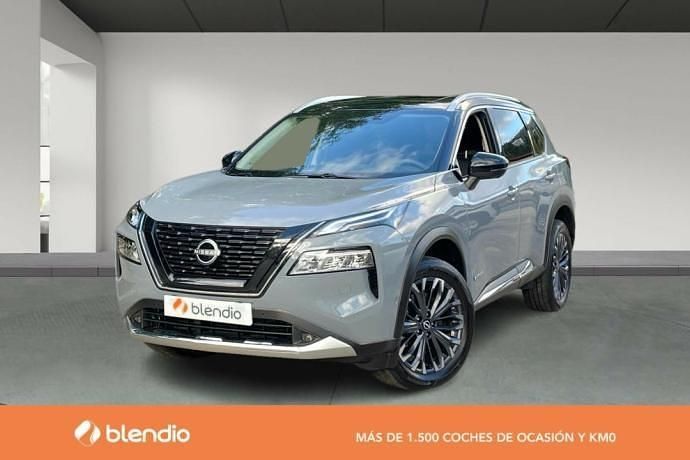 Gris Usado 2025 Nissan X-Trail Tekna SUV | 37.100 € (Un poco caro) - Imagen 1/4