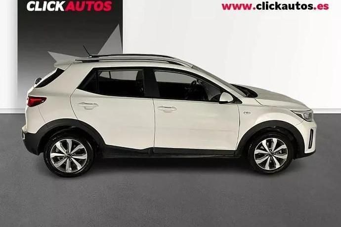 Usado Kia Stonic 84 CV (61 kW) 2024 SUV