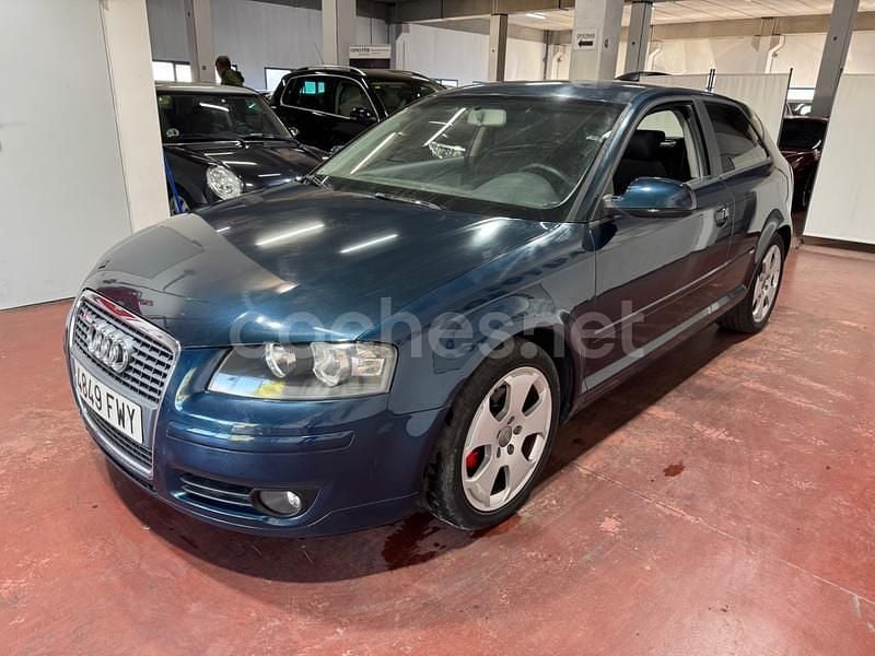Usado Audi A3 Attraction 140 CV (102 kW) 2007 Azul Utilitario