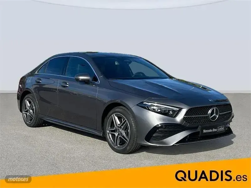 Nuevo Mercedes A250 218 CV (160 kW) 2025 Plateado Berlina