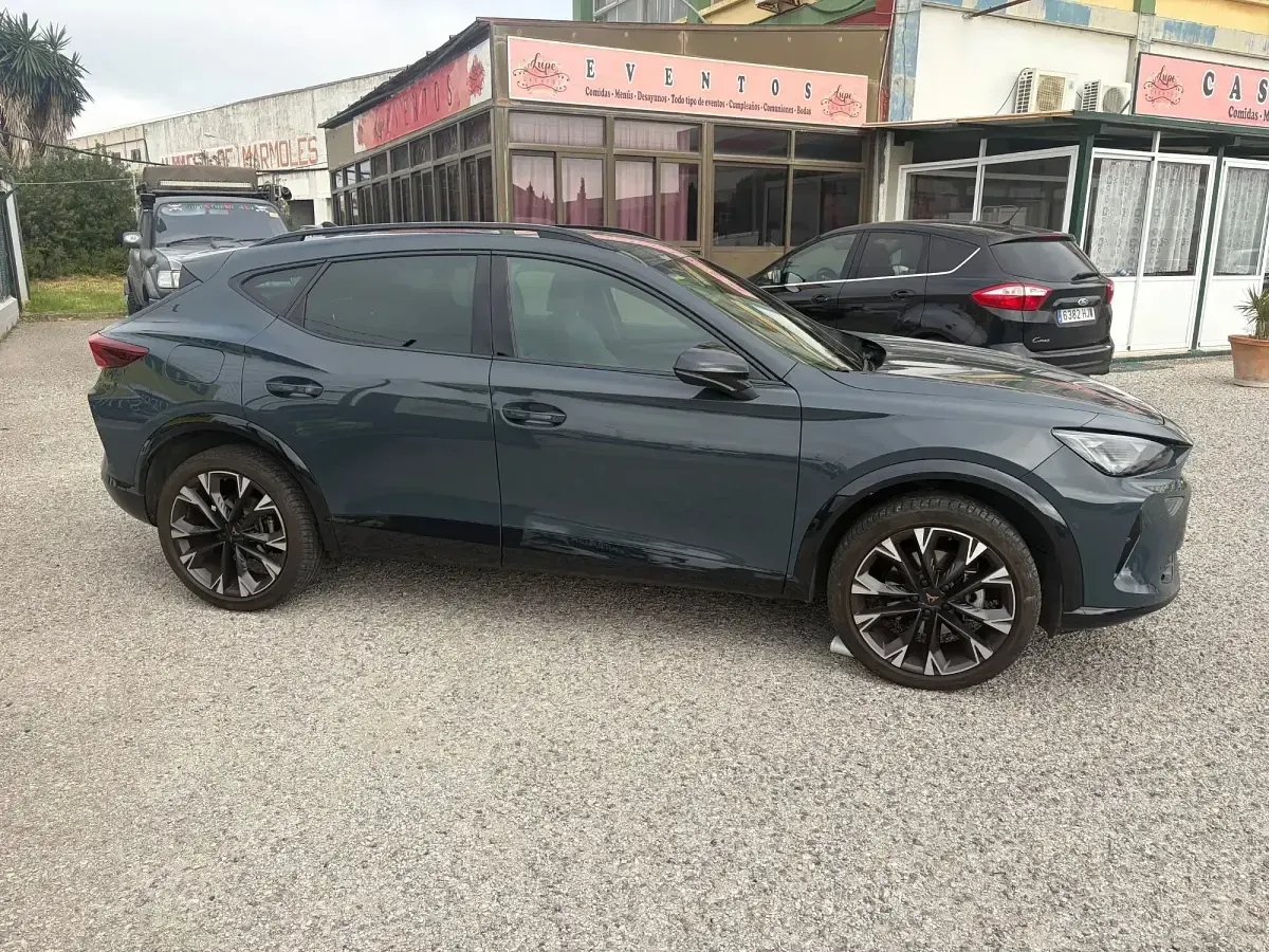 Usado Cupra Formentor 150 CV (110 kW) 2024 Gris SUV