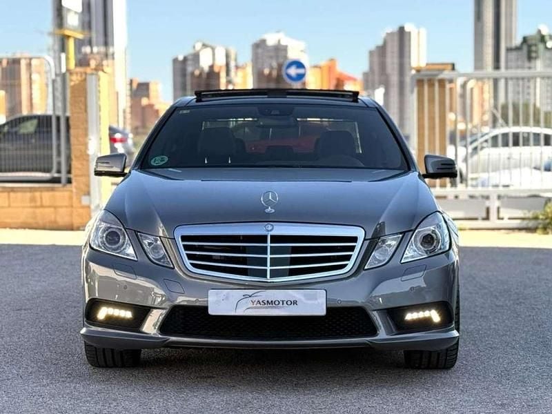 Usado Mercedes E350 Avantgarde 292 CV (214 kW) 2009 Gris Berlina