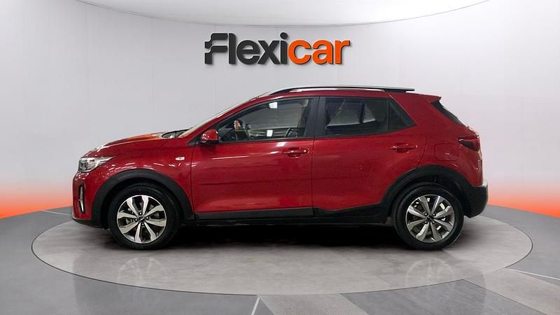 Usado Kia Stonic 84 CV (61 kW) 2023 Rojo SUV
