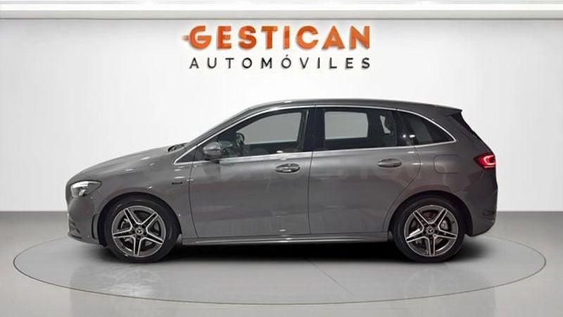 Usado Mercedes B250e 218 CV (160 kW) 2022 Gris / plata Monovolumen