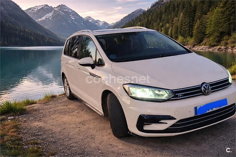 Usado VW Touran Advance 115 CV (84 kW) 2018 Blanco Monovolumen