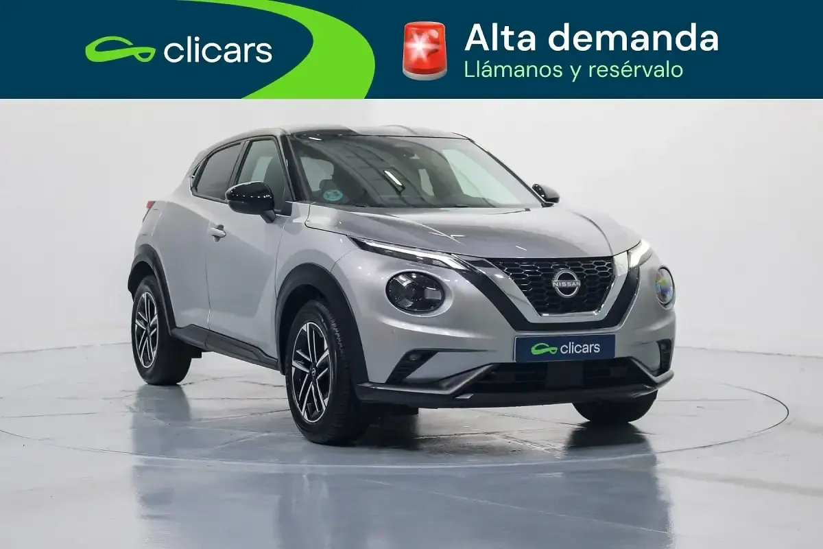 Usado Nissan Juke N-Connecta 114 CV (83 kW) 2025 Gris / plata SUV