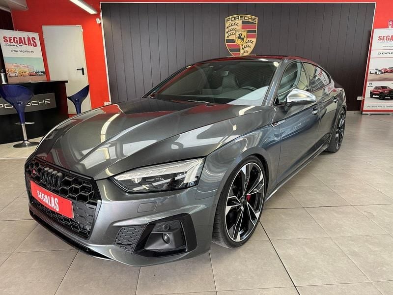 Usado Audi S5 Ambiente 347 CV (255 kW) 2020 Gris daytona metalizado Coupe