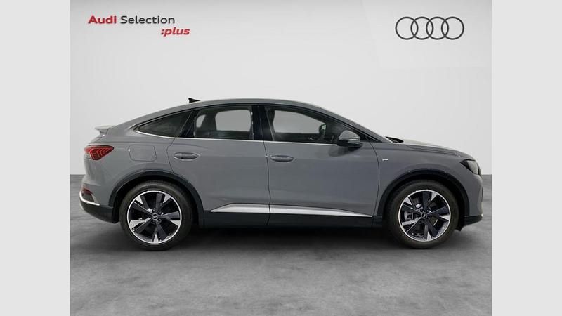 Usado Audi Q4 Sportback e-tron 208 kW (283 CV) 2025 Gris balasto SUV