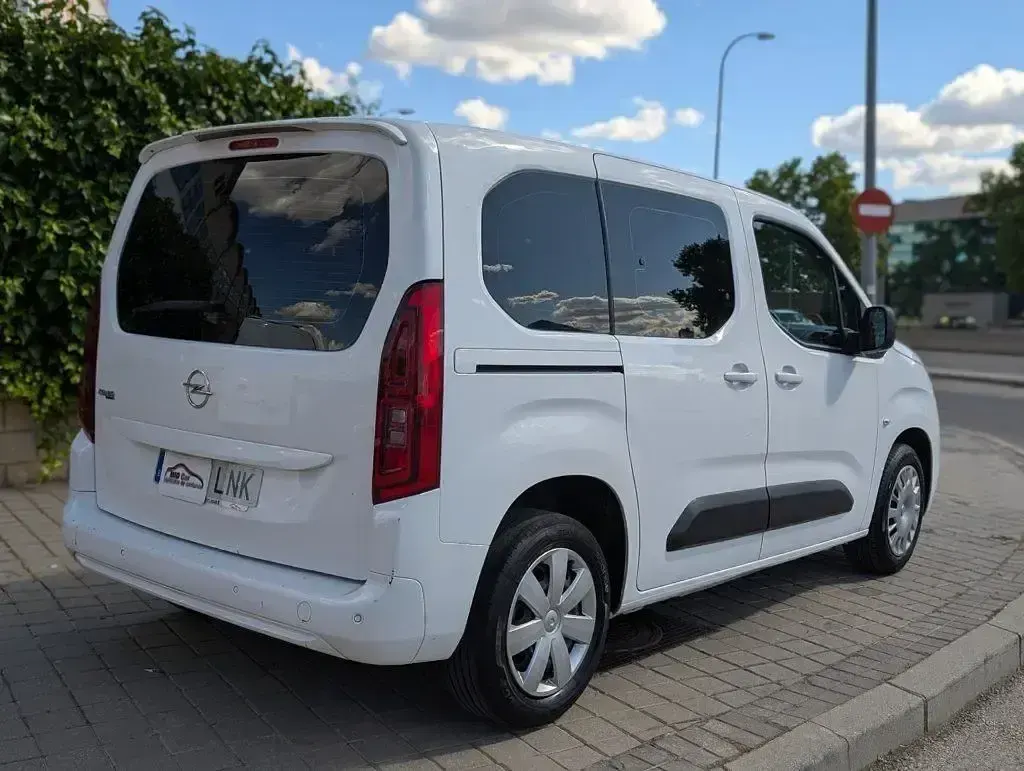 Usado Opel Combo Life Edition+ 100 CV (73 kW) 2021 Blanco