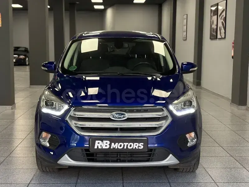 Usado Ford Kuga Titanium 120 CV (88 kW) 2017 Azul SUV