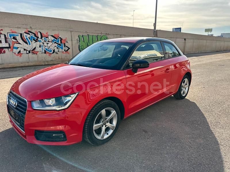 Usado Audi A1 Design 116 CV (85 kW) 2015 Rojo Utilitario