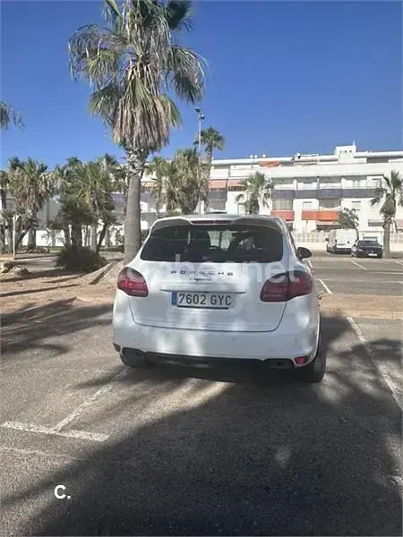 Usado Porsche Cayenne 240 CV (176 kW) 2010 Blanco SUV