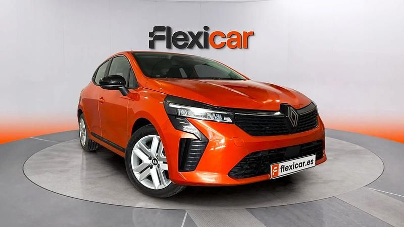 Usado Renault Clio V Techno 91 CV (66 kW) 2025 Naranja Berlina
