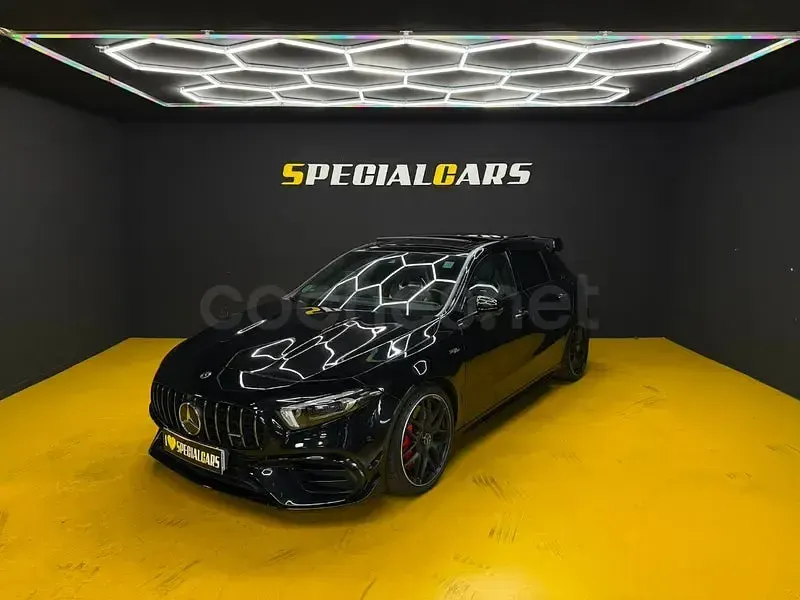 Usado Mercedes A45 AMG 421 CV (309 kW) 2022 Negro Utilitario